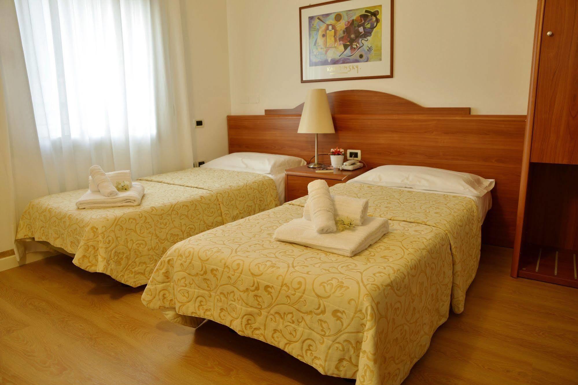 Hotel Miramonti Enoteca 3*