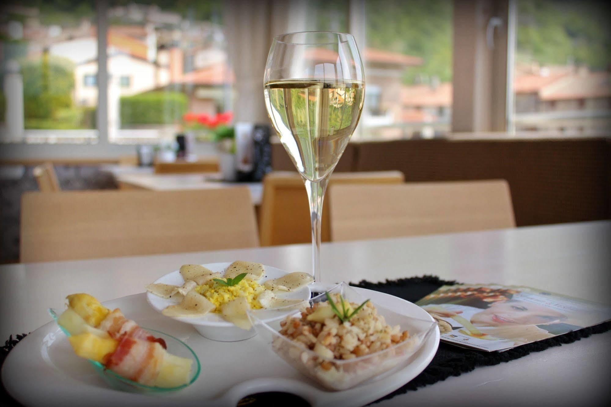 Miramonti Enoteca